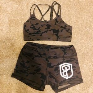 Born Primitive Camo set